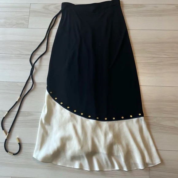 Tory Burch Mixed Material Wrap Skirt - Picture 5 of 8